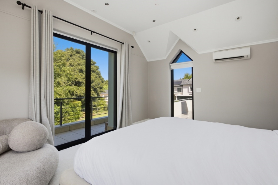 4 Bedroom Property for Sale in Pearl Valley at Val de Vie Western Cape